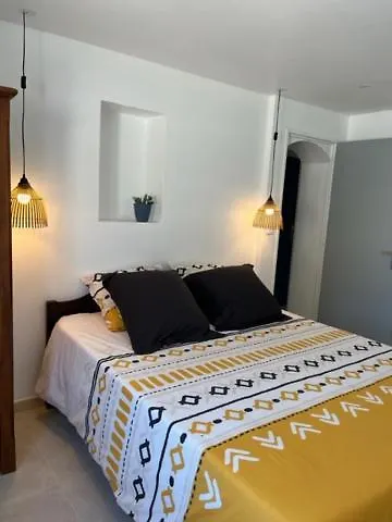 Villa Les Mazets Du Paty Albaron Casa vacanze