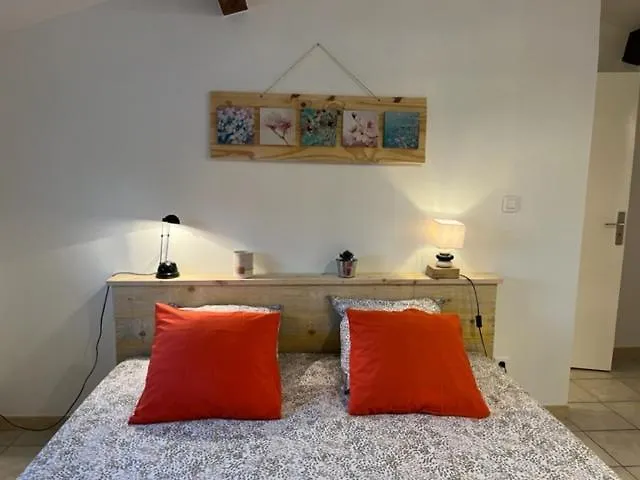 Villa Les Mazets Du Paty Albaron Casa vacanze