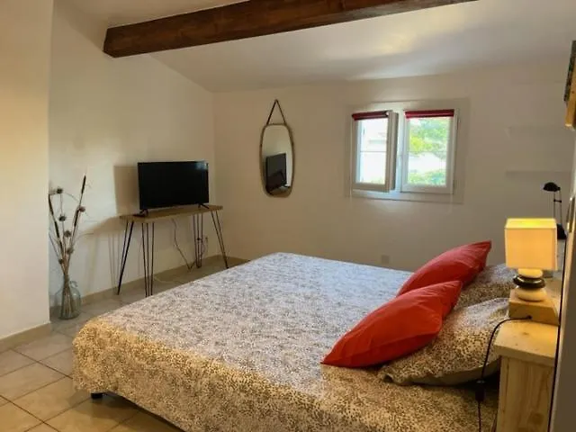 Villa Les Mazets du Paty à Albaron France