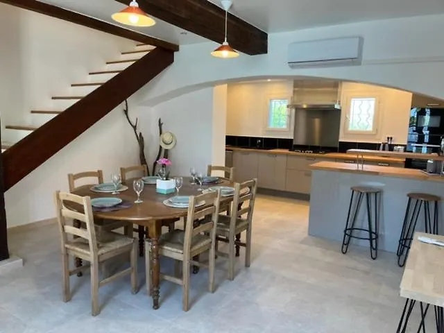 Hébergement de vacances Villa Les Mazets du Paty à Albaron